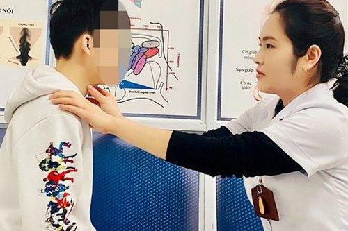 Rối loạn giọng nói tuổi dậy thì nên điều trị tốt nhất trước tuổi 20