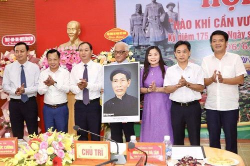 Hà Tĩnh kỷ niệm 175 năm Ngày sinh Đình nguyên Tiến sĩ Phan Đình Phùng
