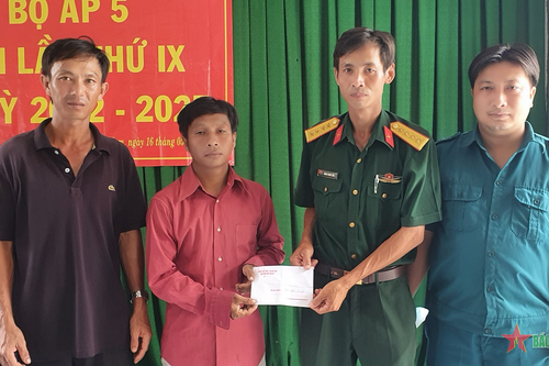 Kịp thời hỗ trợ chiến sĩ dân quân