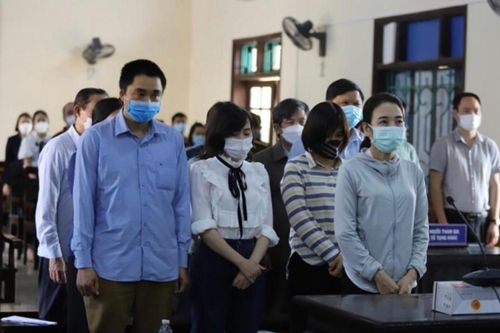 Nâng khống giá thiết bị y tế ở Hà Tĩnh: Hàng loạt cựu giám đốc bệnh viện lĩnh án