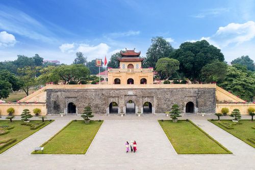 Phát hiện những dấu tích mới của sân Đan Trì và trục Ngự đạo