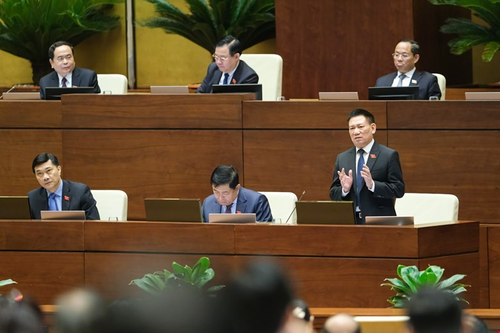 Bộ trưởng Bộ Tài chính: Để giảm giá xăng dầu cần áp dụng đồng bộ nhiều giải pháp