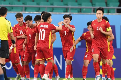 Thủng lưới phút bù giờ, U23 Việt Nam hòa kịch tính U23 Thái Lan