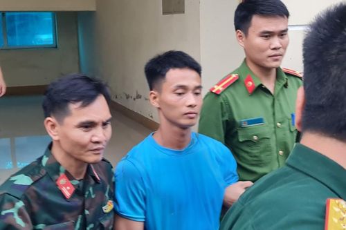 Người dân tham gia bắt phạm nhân Triệu Quân Sự được tặng bằng khen