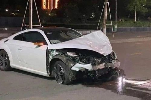 Sở GTVT Bắc Giang tạm đình chỉ cán bộ lái xe Audi tông 3 người tử vong