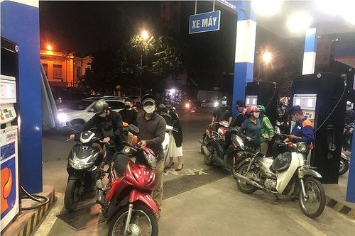 Bộ Công thương lý giải về việc giá xăng ở Malaysia chỉ 13.000 đồng/lít