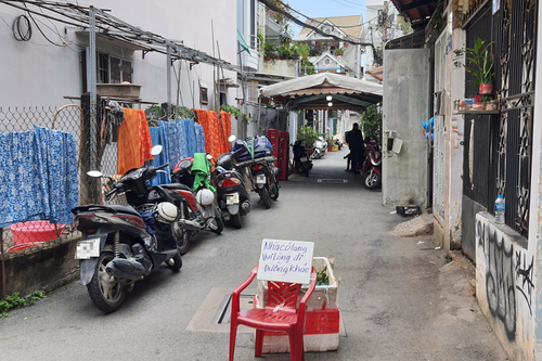 Thanh niên 17 tuổi đâm chết bạn gái mới sinh con
