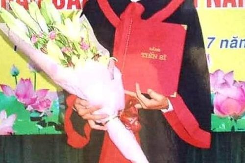 'Học' hay 'làm' tiến sĩ - Bài 3: Trải thảm đỏ rồi tiến sĩ về làm gì?
