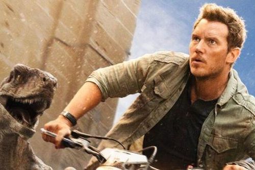 Chris Pratt hé lộ về 'Jurassic World Dominion': Tuyệt vời như trận pháo hoa dài 2 tiếng