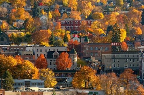 Canada đẩy mạnh phục hồi ngành du lịch