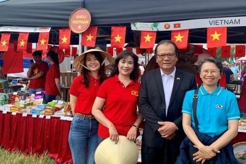Ẩm thực Việt Nam lại 'gây thương nhớ' ở Hội chợ Ẩm thực và văn hóa ngoại giao tại Czech 2022