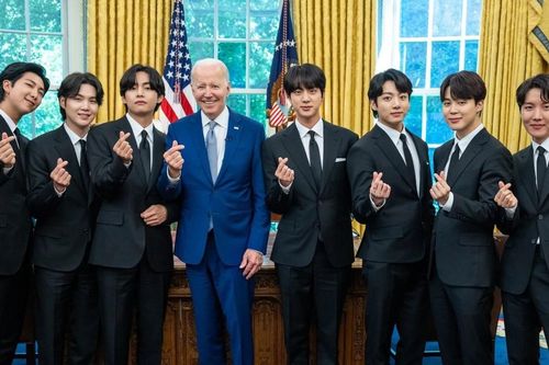 Tổng thống Mỹ Joe Biden 'tung' video chuyến thăm Nhà Trắng của nhóm BTS