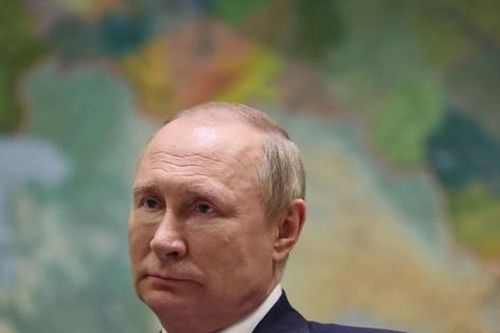 Báo Nga: Ông Putin tuyên bố vũ khí Mỹ ở Ukraine bị 'bóp vụn như hạt dẻ'