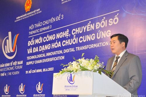 Diễn đàn kinh tế Việt Nam lần thứ tư: Xây dựng nền kinh tế độc lập, tự chủ gắn với hội nhập