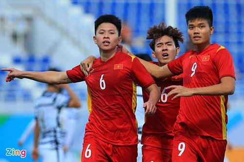 Hòa 1-1: Vì sao vị HLV người Hàn Quốc lại nói lời xin lỗi đội U23 Việt Nam?