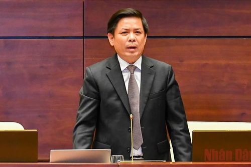 Bộ trưởng Giao thông vận tải lý giải nguyên nhân chậm tiến độ dự án đường Hồ Chí Minh