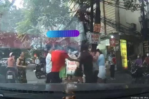Nữ tài xế đang mang thai bị hành hung ở Hà Nội không chấp nhận hòa giải