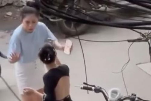 Vụ nữ tài xế bị hành hung sau va chạm giao thông: Nạn nhân đang mang bầu