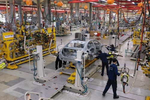 Công nghệ hàng đầu tạo nên những chiếc xe sang đáng khao khát nhất thế giới