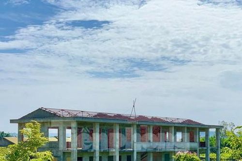 Cận cảnh trung tâm dạy nghề kiểu mẫu xây gần... 10 năm vẫn dở dang