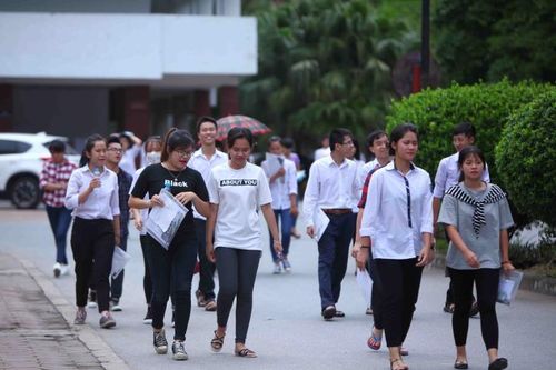 Nhận giấy báo dự thi THPT quốc gia năm 2022 khi nào và ở đâu?