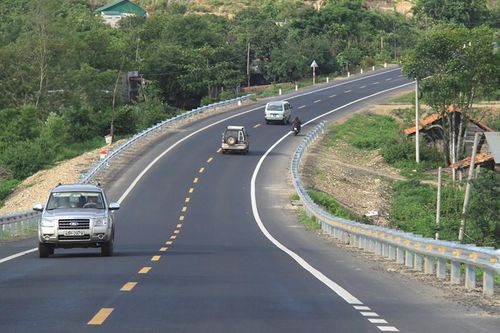 Hoàn thành thủ tục, sớm khởi công dự án cao tốc Gia Nghĩa - Chơn Thành
