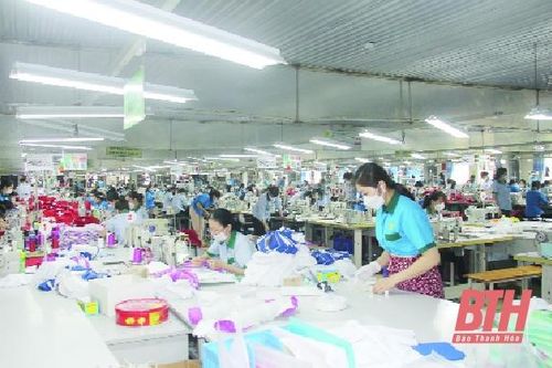 Doanh nghiệp may mặc, da giày chủ động khắc phục khó khăn trong bối cảnh mới