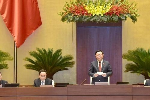 Nhân dân và cử tri cả nước đang chờ đợi câu trả lời thẳng thắn và trách nhiệm của các Bộ trưởng
