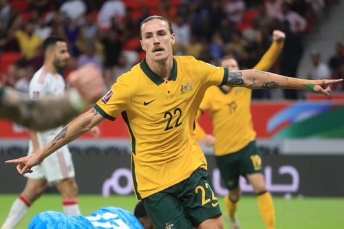 Australia dập tắt giấc mơ World Cup của UAE
