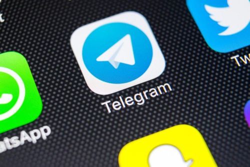 Một người tuyên bố biết rõ mọi trò bẩn trong ngành tiền số