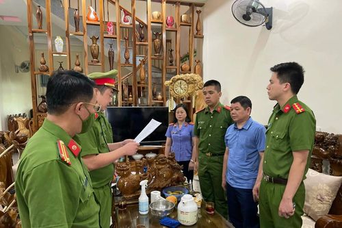 Bắt tạm giam Trưởng khoa Dược - Bệnh viện Đa khoa tỉnh Sơn La