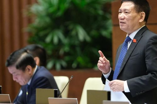 Bộ trưởng Tài chính: 'Cán bộ làm việc liên quan đến lợi ích, khó tránh khỏi vi phạm'