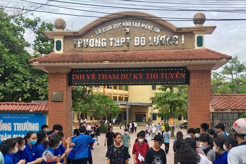 Nghệ An: Đề thi Toán vào lớp 10 có tính phân loại cao, nhiều thí sinh không hài lòng với bài làm