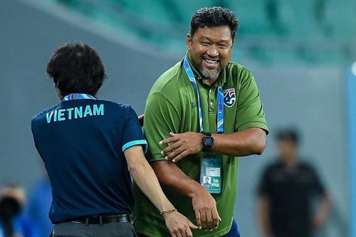 U23 Thái Lan và Việt Nam tiễn Hàn Quốc về nước, tại sao không?
