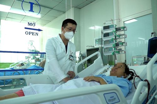 Mang thai 5 tháng không biết, sản phụ nguy kịch vì xuất huyết