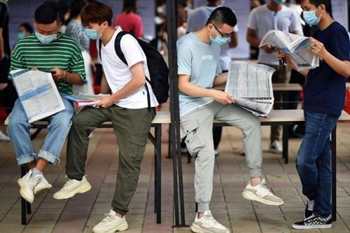 Trung Quốc giải bài toán việc làm cho thanh niên