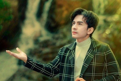 Phía Đan Trường lên tiếng khi bị tố hát ca khúc không xin phép