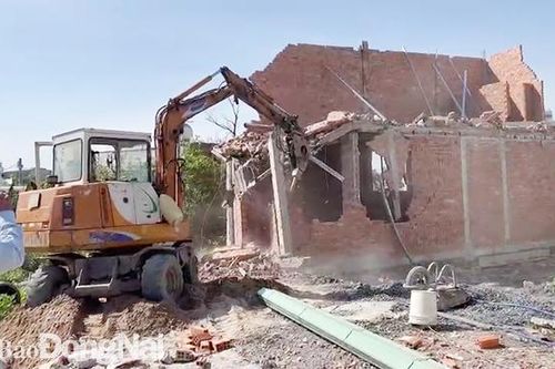 TP.Biên Hòa: Tiếp tục cưỡng chế công trình nhà ở 2 tầng xây dựng trái phép