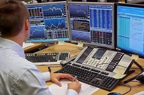 UPCoM tháng 5: Giá trị mua ròng của nhà đầu tư nước ngoài tăng 40% so tháng trước
