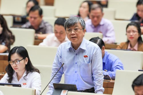 Đường Vành đai 'để đời cho con cháu', có nên giao Chủ tịch tỉnh, thành phố quyết chỉ định thầu?
