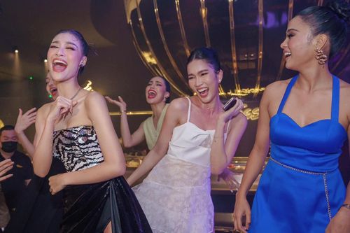 Hình ảnh Á hậu học giỏi Phương Anh 'quẩy' nhiệt tình với dàn Miss Grand Thái Lan làm fan thích thú
