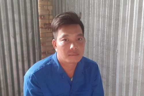 Dùng búa đánh trọng thương 'tình địch' vì thấy ở cùng vợ cũ