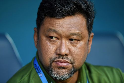 Phóng viên Thairath: 'Srimaka khó giữ ghế HLV U23 Thái Lan'