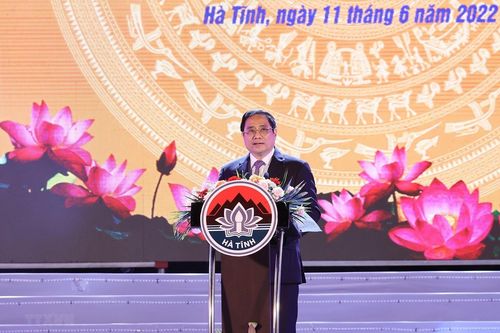 Thủ tướng dự Lễ kỷ niệm 65 năm Ngày Bác Hồ về thăm Hà Tĩnh