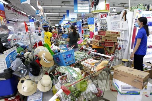 Doanh nghiệp bình ổn chịu sức ép thị trường