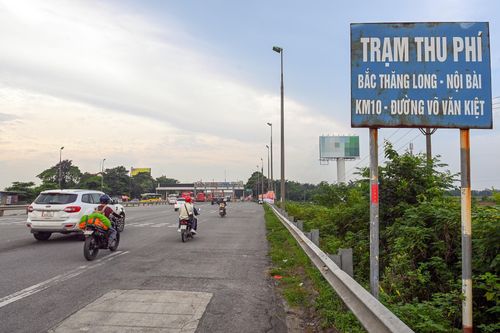 Trạm BOT 'đặt nhầm chỗ' vẫn thu phí sau lời hứa dỡ bỏ của bộ trưởng