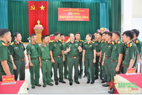 Phát huy dân chủ sâu rộng ở Quân khu 4