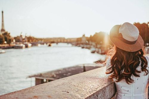 Khách Việt hết hồn với 'ma trận móc túi' ở Paris sau dịch