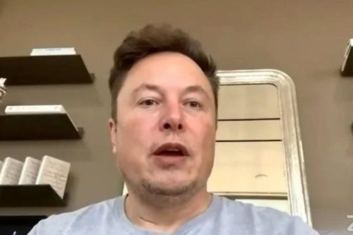 Elon Musk than phiền vì bị mạo danh trên YouTube