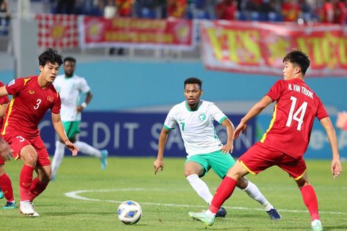 Huấn luyện viên Anh đánh giá cao 3 cầu thủ của U23 Việt Nam